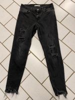 Jeans Herren Zara Gr. 42 skinny Löcher Risse used Look Rheinland-Pfalz - Weitefeld Vorschau