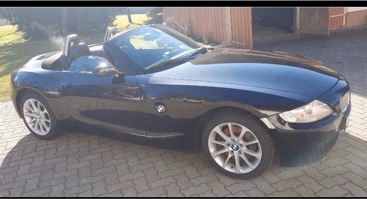 BMW Z4 3.0si Roadster Schalter in Bad Waldsee