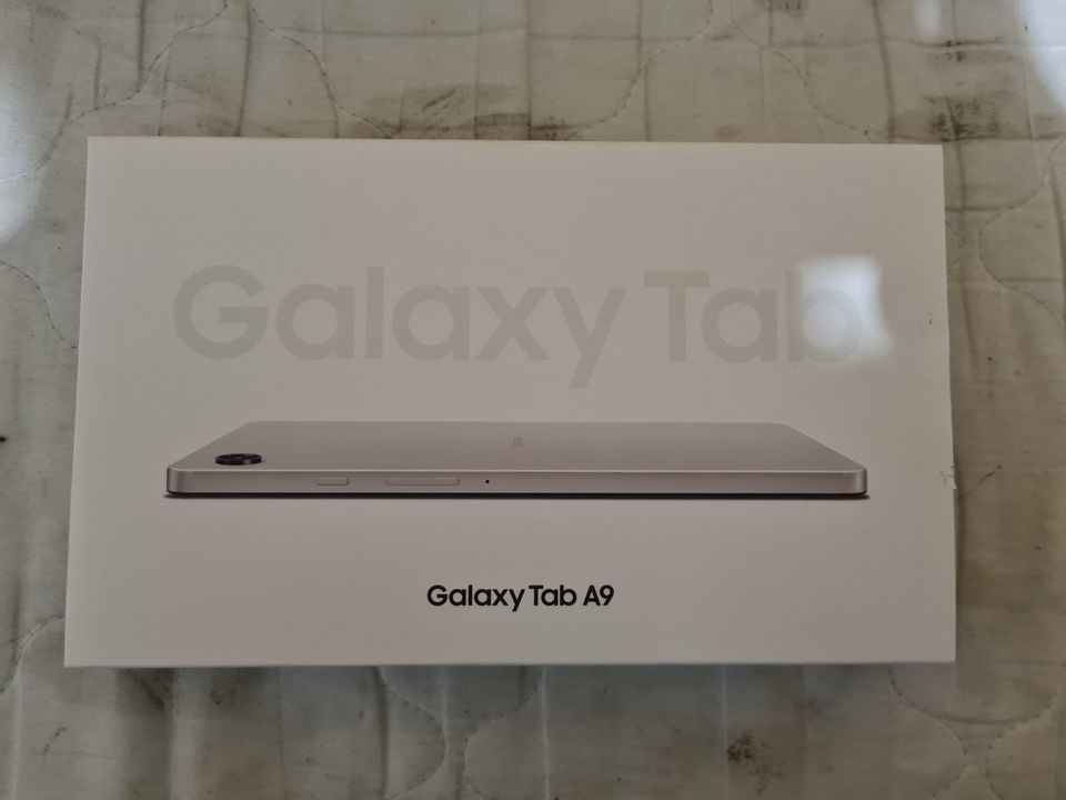 Samsung Galaxy Tab A9 LTE 8,7 Zoll Silber! in Eppingen