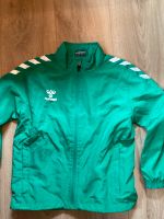 Hummel Trainingsjacke 128 grün neu Wandsbek - Hamburg Rahlstedt Vorschau