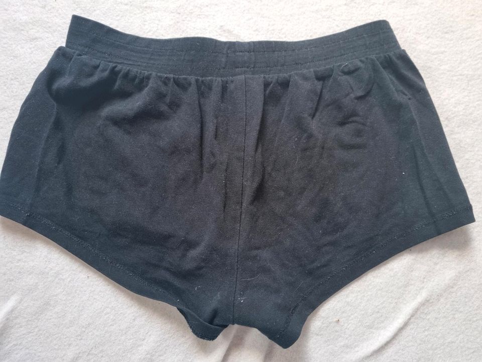 Kurze schwarze stoff hose in Osnabrück