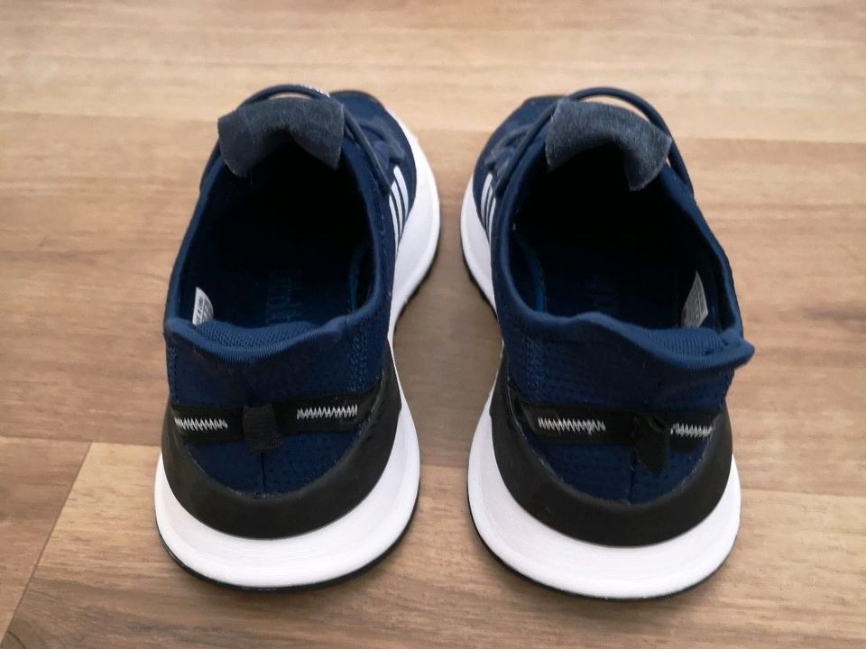 ADIDAS Sportschuhe Sneakers Gr. 37 blau in Deizisau 