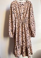 *SHEIN* Kleid Leo Beige schwarz Gr. L wNEU Mecklenburg-Vorpommern - Klütz Vorschau