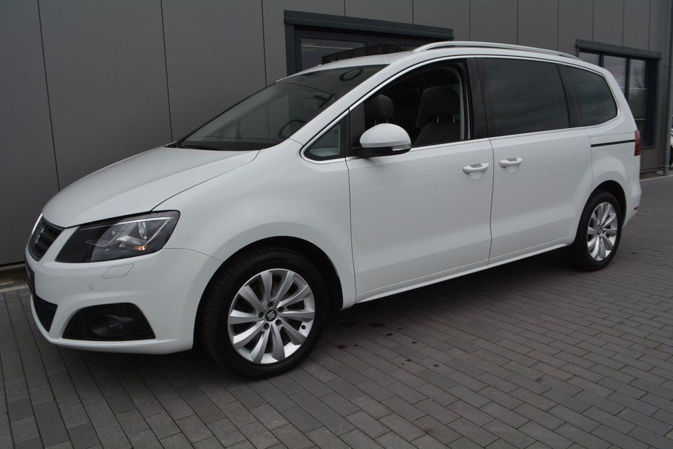 Seat Alhambra Style Allrad Panorama-AHK-Xenon-Garanti in Cuxhaven