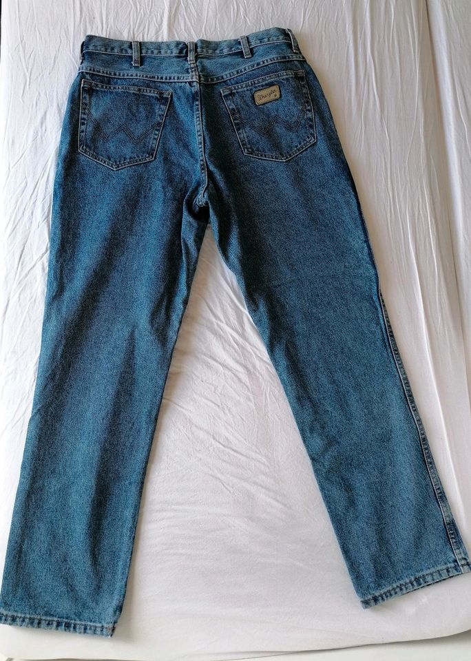 Wrangler Herren Jeans 36/32 wie neu in Kulmbach