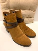 Stiefeletten Boots Leder Tamaris Gr. 42 - neuwertig Niedersachsen - Berne Vorschau
