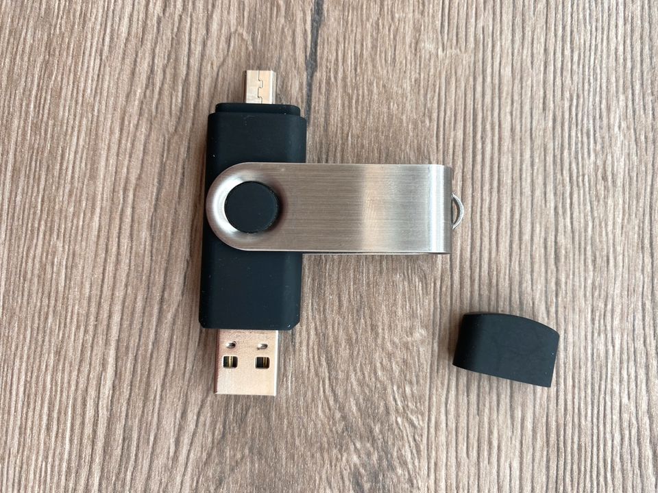 USB Stick Typ USB-A und MICRO USB Basic Line Schwarz 16GB mit Kap in Tuttlingen