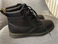 Dr. Martens Air Wair schwarz soft wair Gr. 41 Hessen - Borken Vorschau