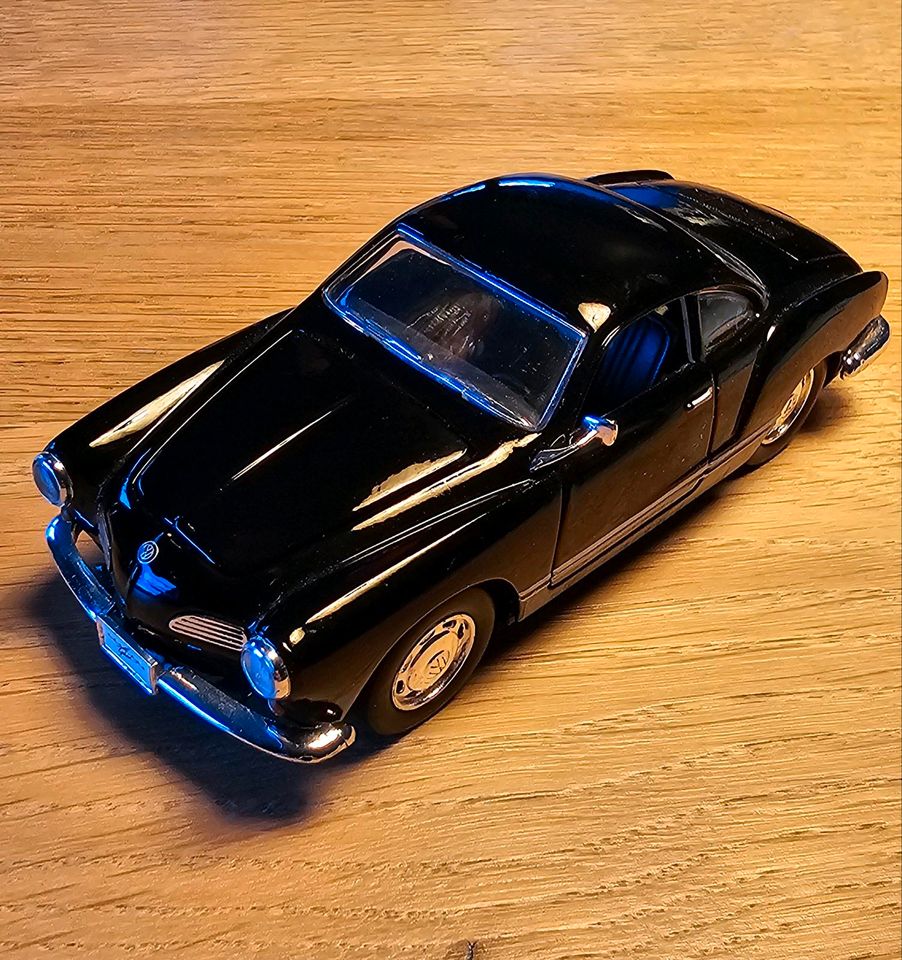 SunStar  Karmann Ghia 1966 Schwarz Anschauen in Katzenelnbogen