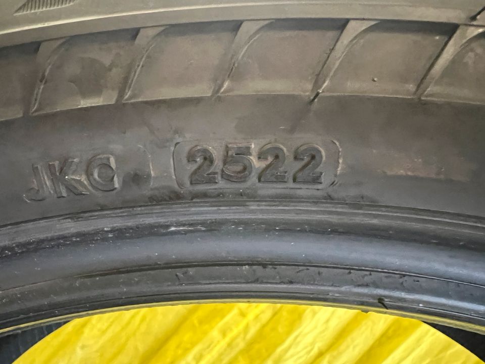 4x neue Sommerreifen Bridgestone RFT 235/50R20 100v in Neubrandenburg