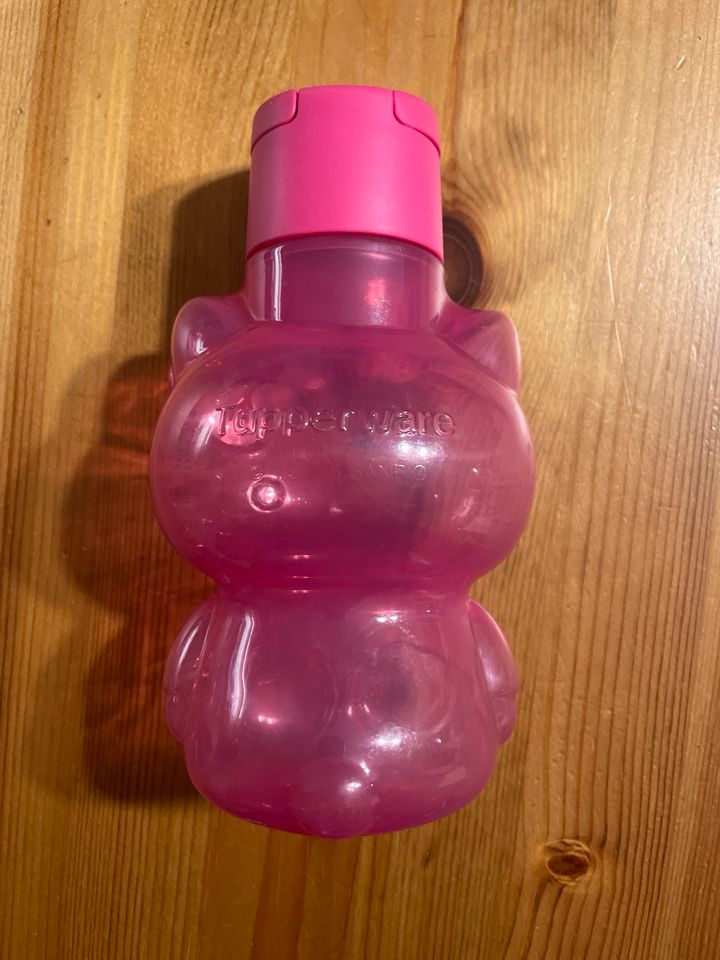 Tupperware Hello-Kitty Trinkflasche in Callenberg b Hohenstein-Ernstthal