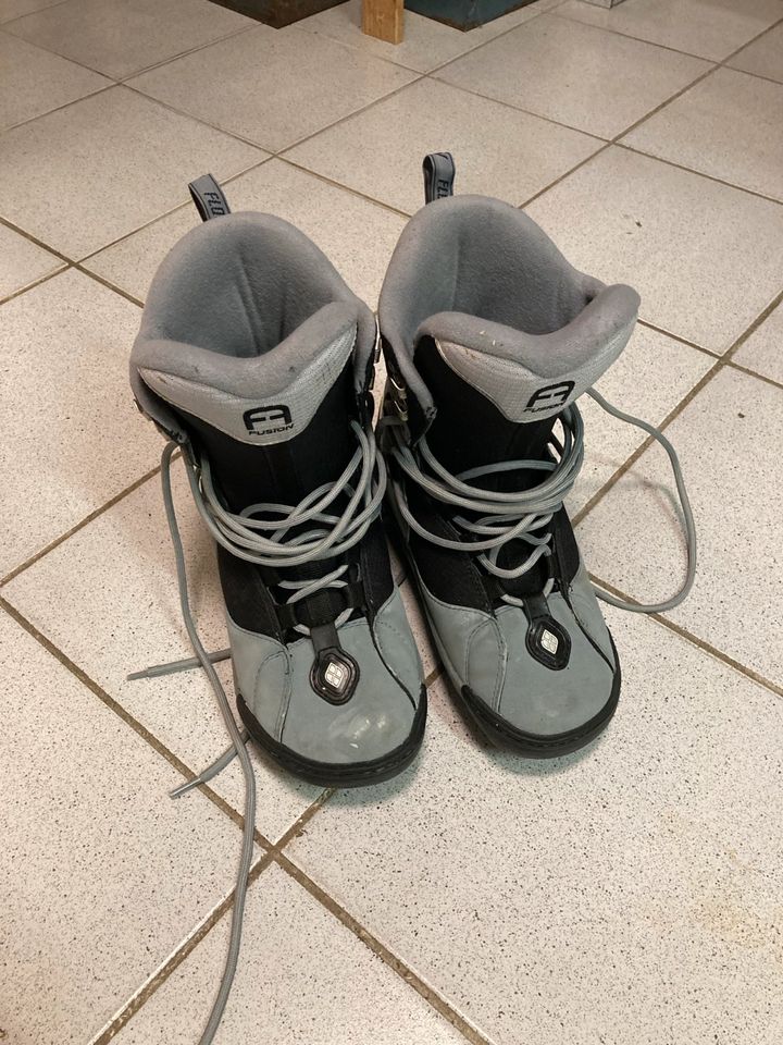 Snowboard Boots Flow Fusion, Gr. 42 in Merzenich