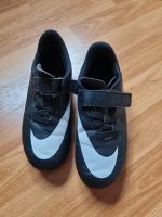 Fussballschuhe mit Stollen Nike Größe 33 Leipzig - Anger-Crottendorf Vorschau