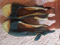 Schöne Wedges Sandalen schwarz Tommy Hilfiger Gr. 40 Bayern - Ustersbach Vorschau