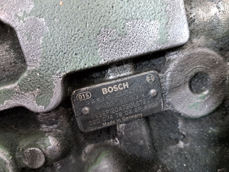 BOSCH Einspritzpumpe 2661600018 0402746913x in Stemwede