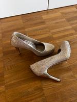 Goldene Tamaris Heels 36 München - Aubing-Lochhausen-Langwied Vorschau