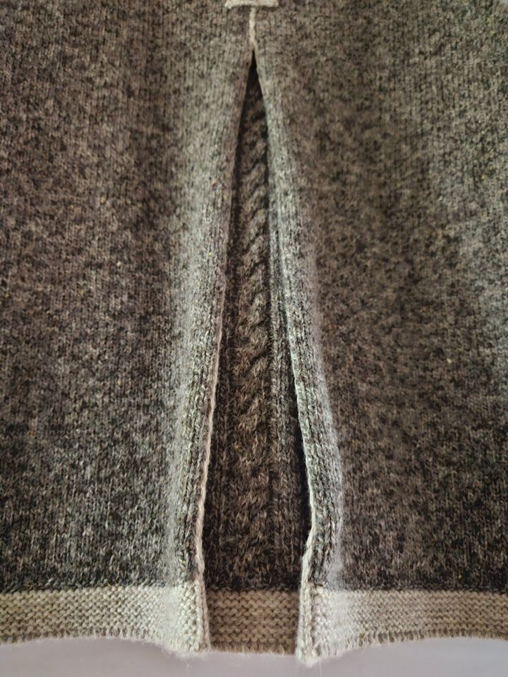 Hochwertiger Damen Pullover Strickjacke aus Wolle Grau neuwertig in Olfen