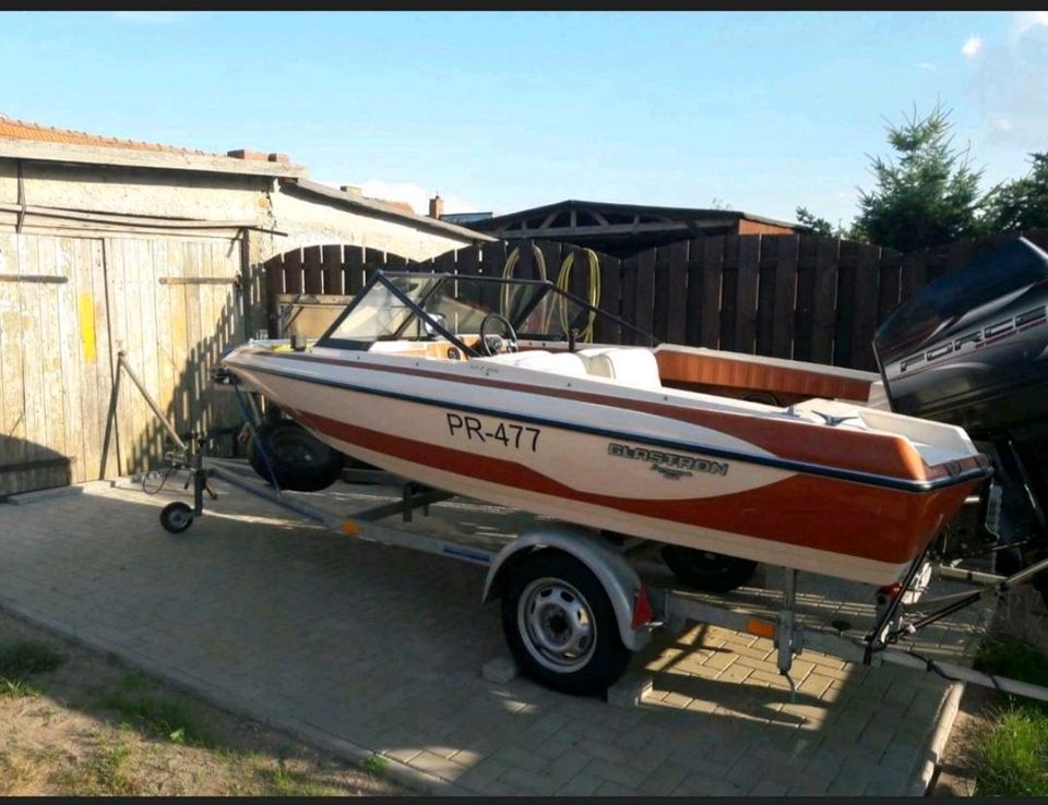 Verkaufe schönes Motorboot von Glastron in Perleberg