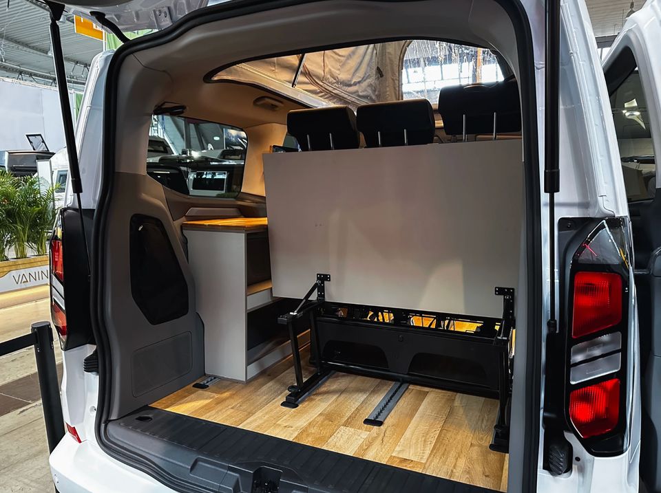 Vanexxt Ford Tourneo V710 Custom Campervan Sofort in Hamburg