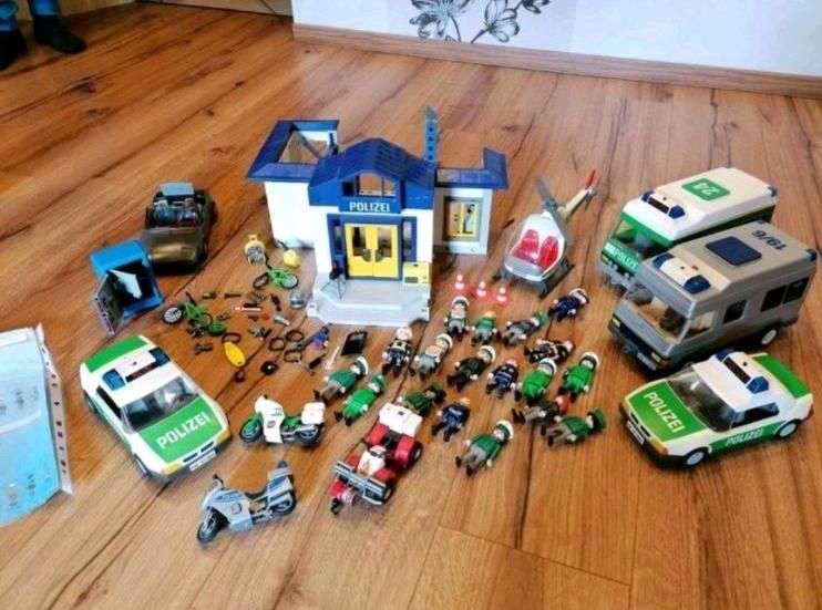 Playmobil Set Polizei Polizeistation Gefängnis mit viel Zubehör in Vogelsdorf