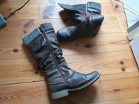 Winterstiefel gefüttert Gr. 40 Berlin - Niederschönhausen Vorschau