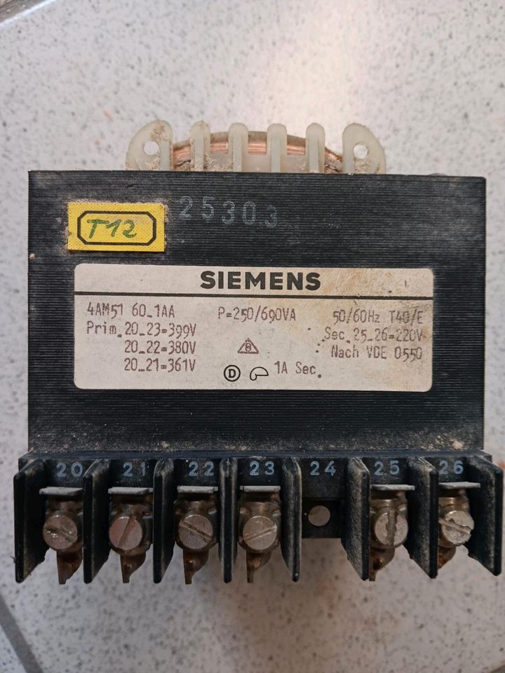 Siemens 400V/220V 690VA Trenntransformator in Pleinfeld