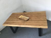 200x100 Esstisch massiv Eiche Tisch Wildeiche mit Baumkante   NEU Nordrhein-Westfalen - Spenge Vorschau