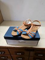 Neue Mustang Damen Sandalen Schuhe Schlappen Braun 39 Baden-Württemberg - Ihringen Vorschau