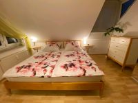 Schlafzimmerset (Bett, Kleiderschrank, Kommode, Nachtisch 2x) Baden-Württemberg - Murrhardt Vorschau