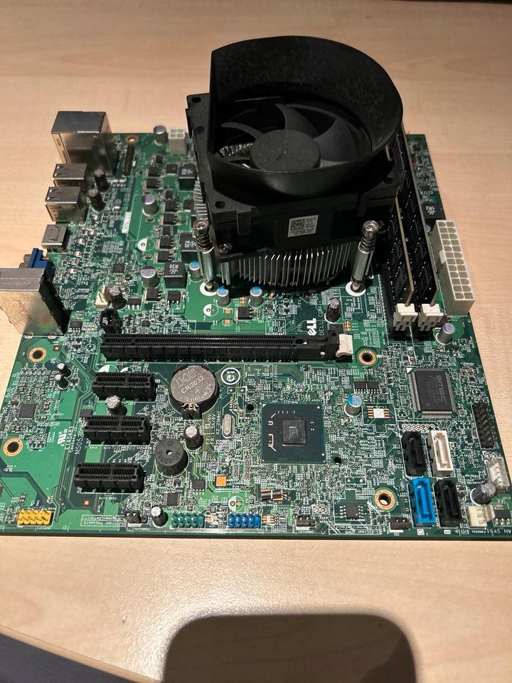 Dell Mainboard i3 8gb RAM in Pliezhausen