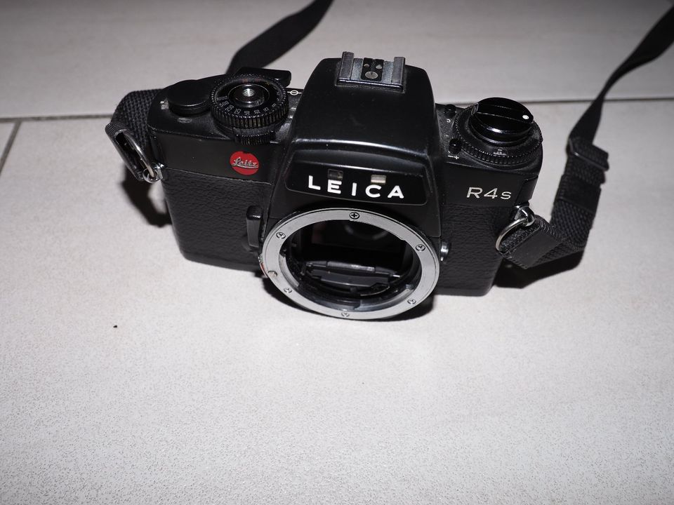 Leica R4s SLR Kamera, Body sehr guter Zustand in Wiesbaden