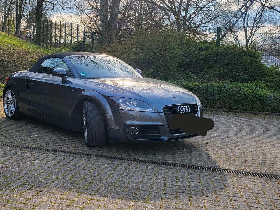 Audi TT Roadster Cabrio 2.0 TFSI 210 PS in Velbert