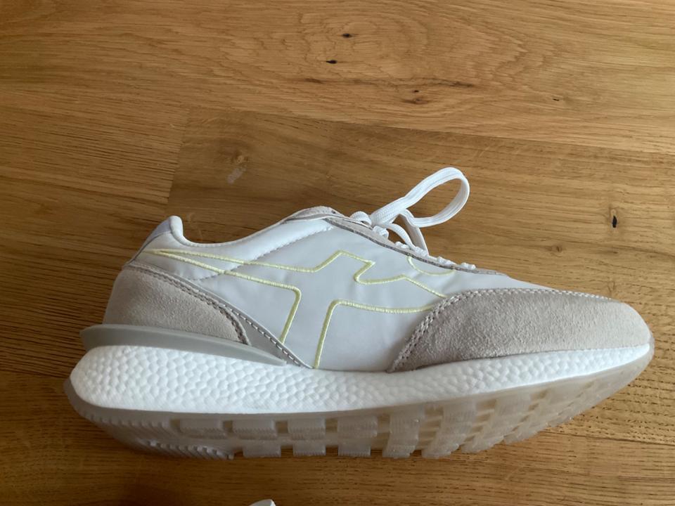 TAMARIS Sneaker Schuhe Halbschuhe Gr 37, Neu und ungetragen in Nürnberg (Mittelfr)