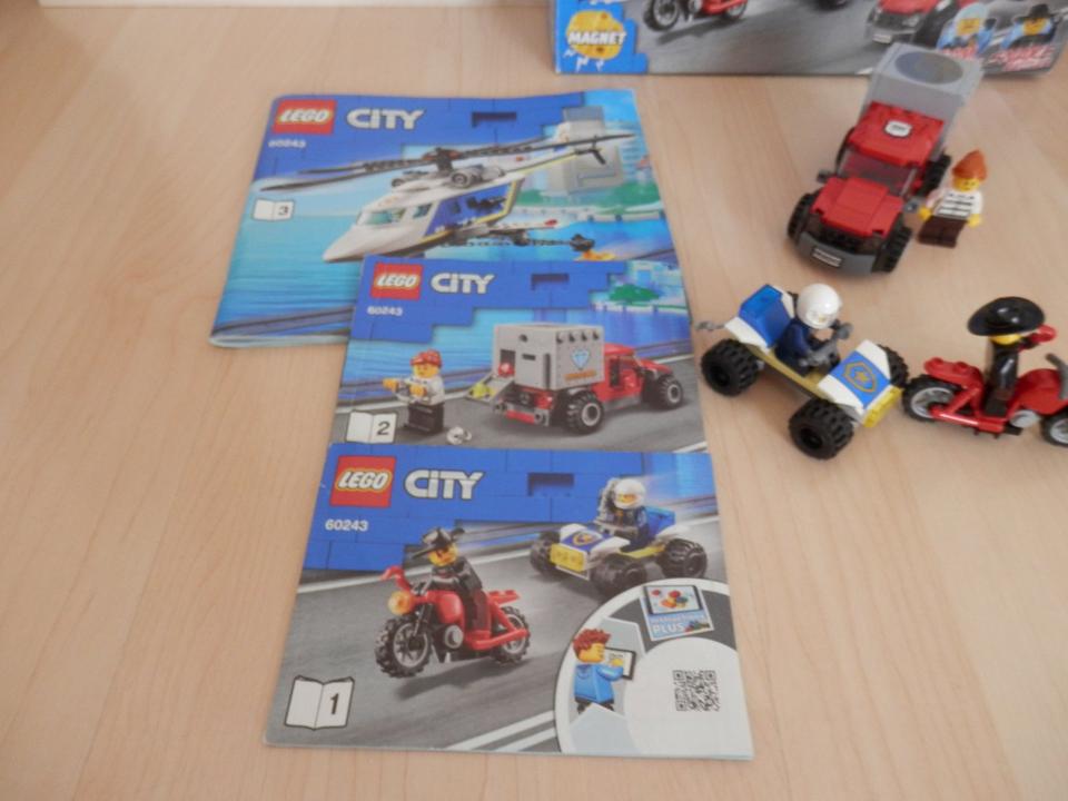 LEGO City 60243 Verfolgungsjagd mit dem Polizeihubschrauber in Paderborn