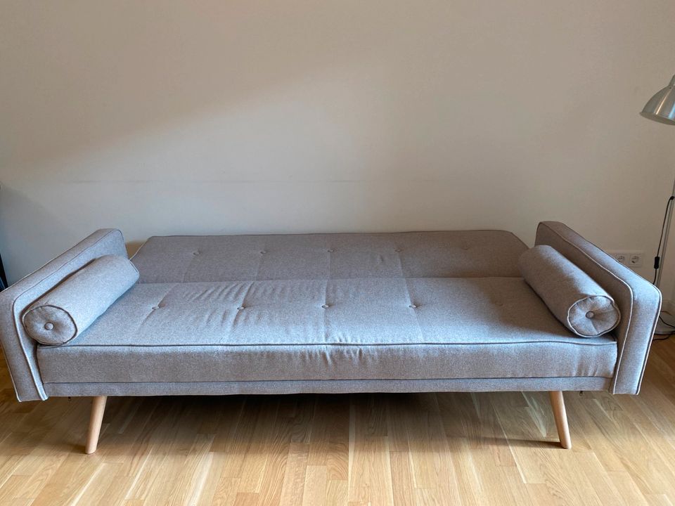 3 Sitzer Sofa mit schlaffunktion in Berlin