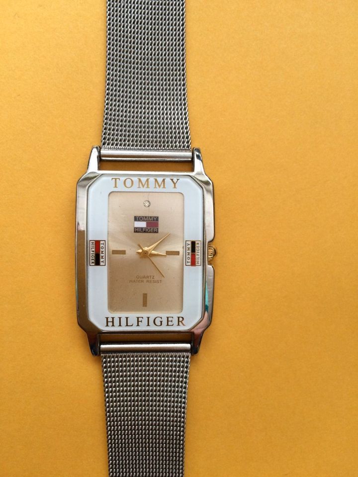 Tommy Hilfiger Analog Quarzuhr in Krakow am See