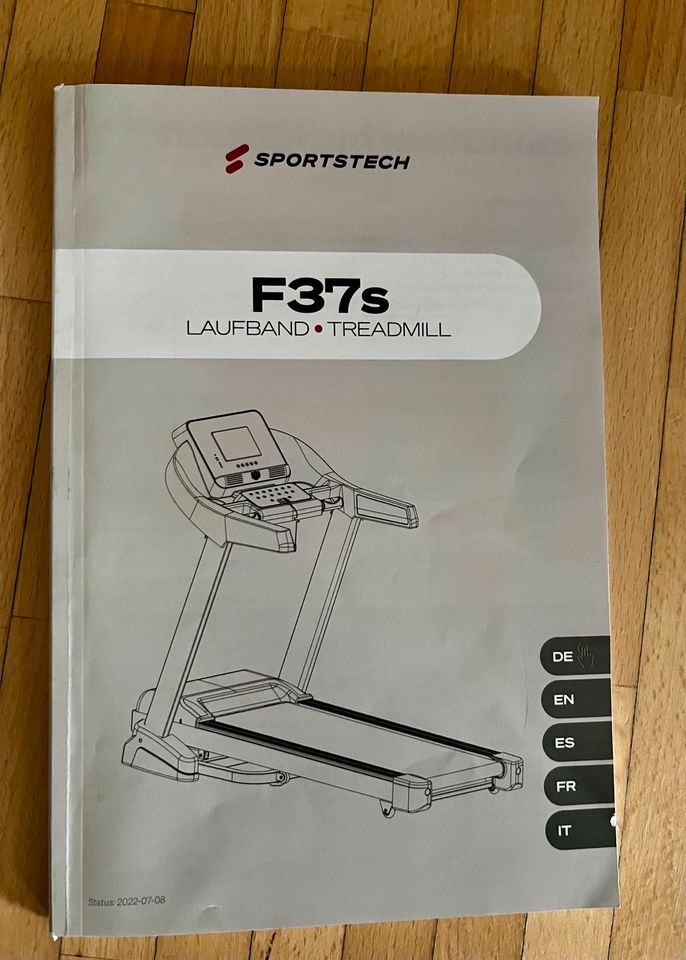 Profi Laufband F37s, sportstech in Regensburg