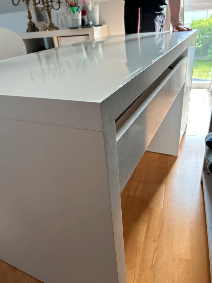 Malm Schreibtisch Ikea Weiß in Nürnberg (Mittelfr)