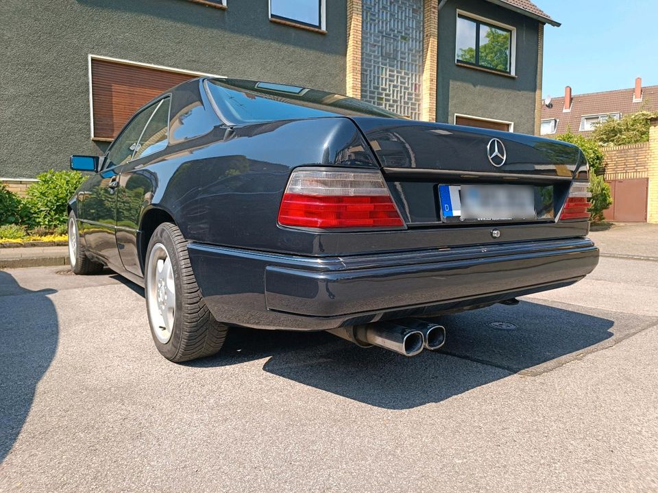 Mercedes Benz 300CE W124 Coupe AMG neuer TÜV! in Essen