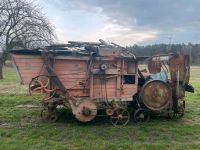 Alter historischer Dreschwagen und Presse Brandenburg - Calau Vorschau