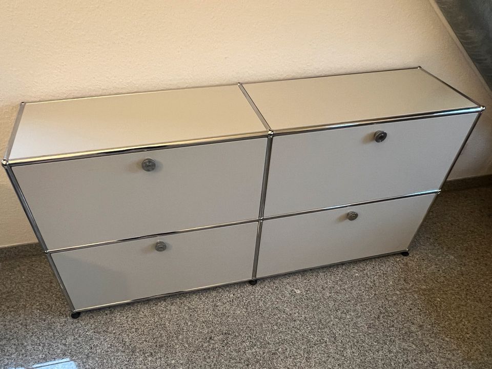 USM Haller Sideboard 2B2H lichtgrau 4 Klappen akt. Gen MwSt! in Wunstorf