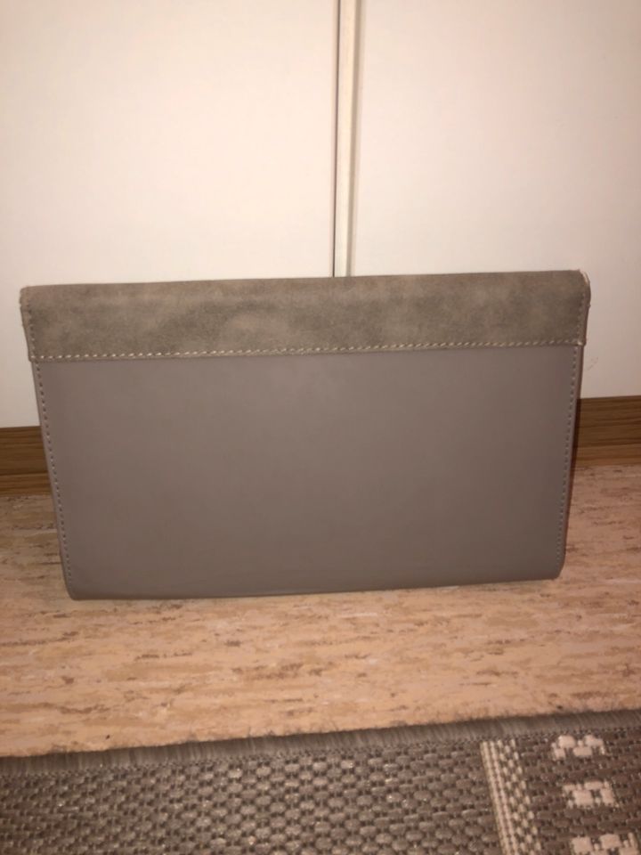 Damen Clutch in Kempten