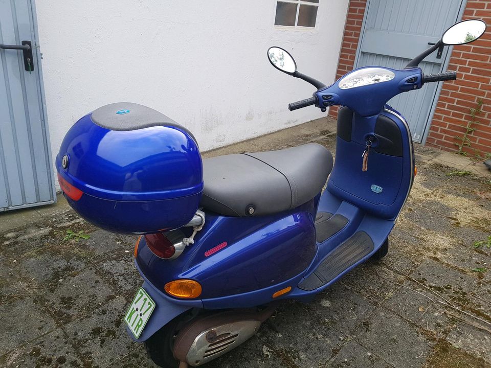 Vespa ET2 an Bastler in Darme