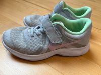 Nike Revolution 4 Größe 29,5 Nordrhein-Westfalen - Voerde (Niederrhein) Vorschau