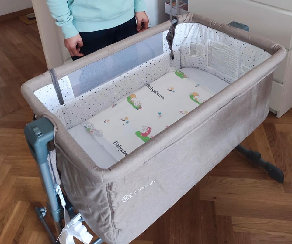 Baby Bett / Beistell Bett in Leipzig