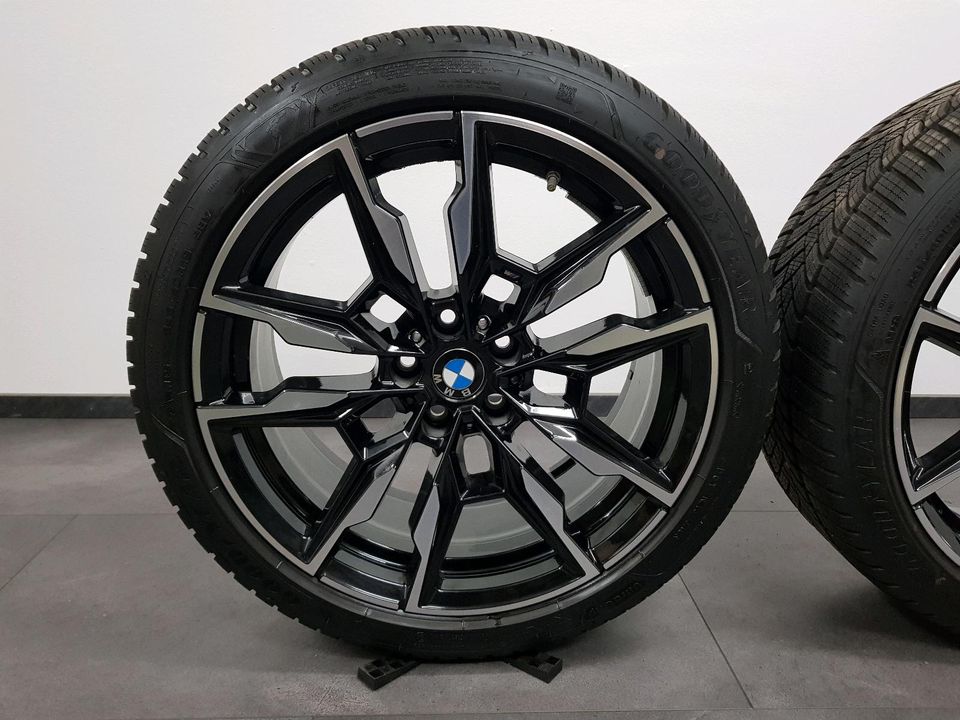 BMW 19 Zoll Felgen 4er G26 I4 M861 Winterreifen Winterräder +7,5m in Staufenberg