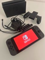 Nintendo Switch Konsole mit Zubehör Nordrhein-Westfalen - Gelsenkirchen Vorschau