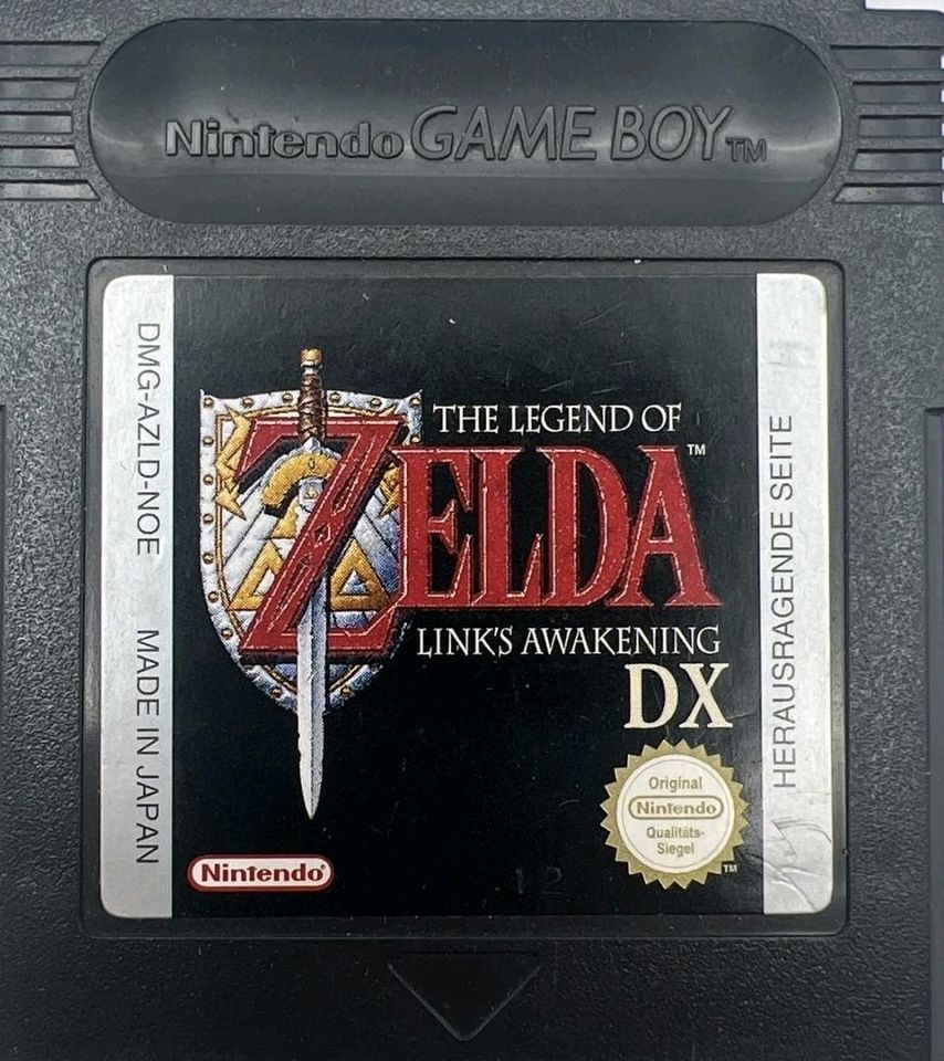 The Legend of Zelda Links Awakening DX Nintendo Gameboy Color in Kirn