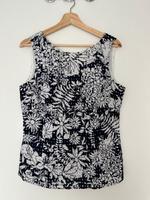 Süßes Blumenshirt von Boden Größe L Sachsen-Anhalt - Halle Vorschau