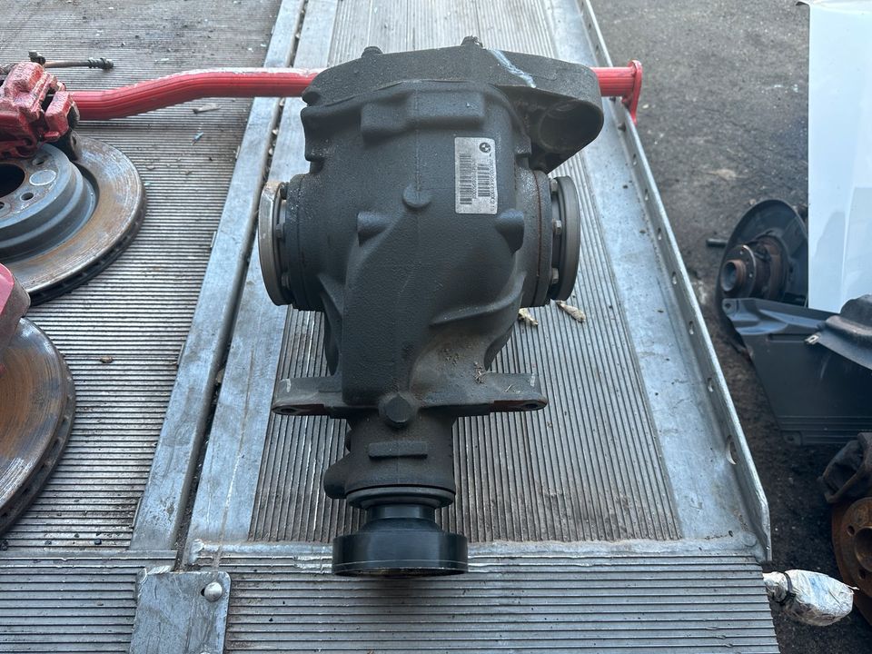 Org. BMW E82 M E90 E92 E93 M3 Differential 3.15 2283320 81tkm. in Bendorf